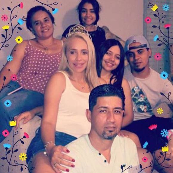 Meet the Posher Other - Meet your Posher, Yanira